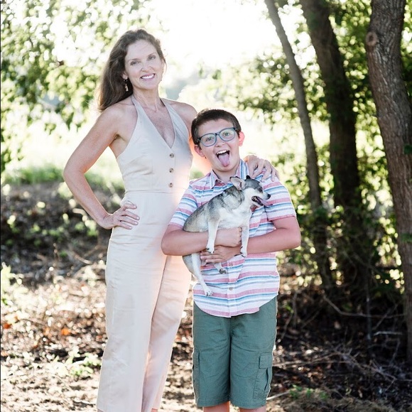 Meet your Posher, Jodie - Picture 2 of 4